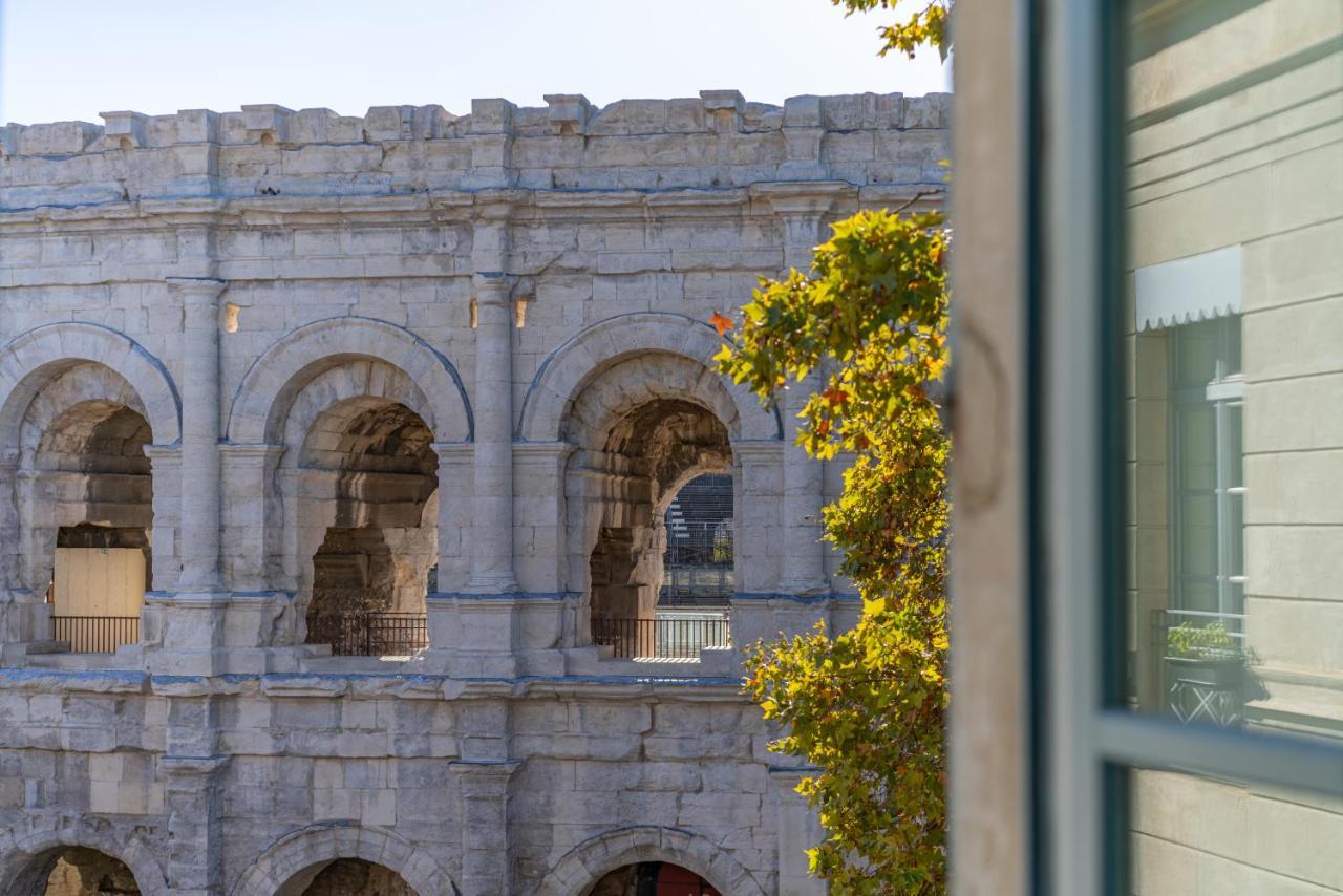 Le Plus Beau Balcon Des Arenes Nîmes Exteriör bild